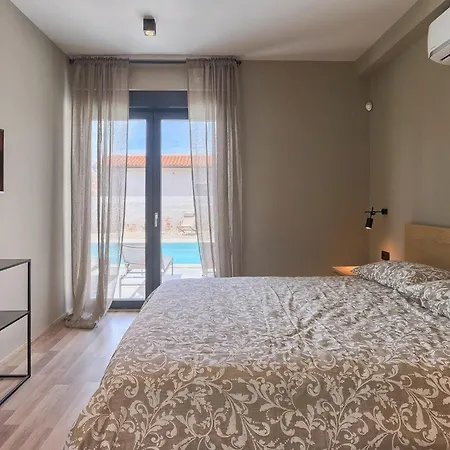 Median Semesterbostad